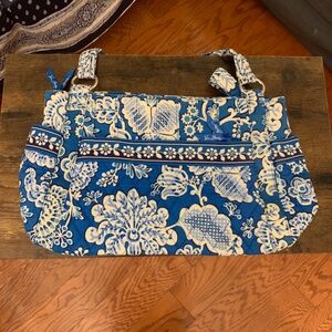 Vera Bradley Blue/White Floral Quilted Zipper Closure Purse - 16"